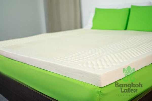 我们提供乳胶床垫不同尺寸定制裁剪服务，满足您非标准床垫的需求